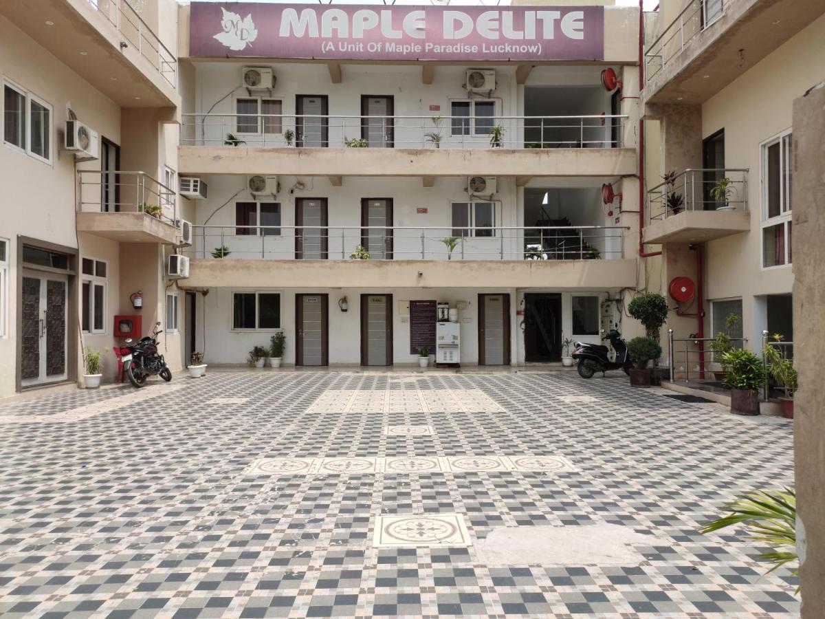 Maple Delite Hotel Lucknow Exterior foto