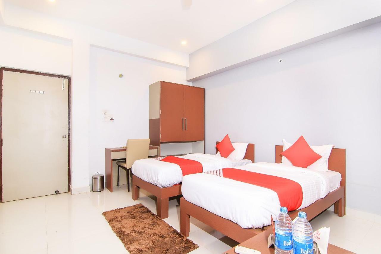 Maple Delite Hotel Lucknow Exterior foto